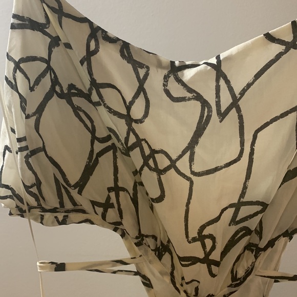 ASTR Sanger Dress - Picture 3 of 8